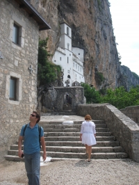 montenegro berg gebirge häuser treppen touristen menschen montenegro berg gebirge häuser treppen touristen menschen