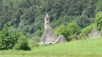 irland wicklow glendalough mountains kirche religion ireland-2126454_960_720 (1)