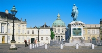 dänemark kopenhagen amalienborg mit frederikskirken dänemark 066-40--dk--kopenhagen--amalienborg mit frederikskirken.jpg