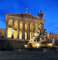Abendliches Parlament