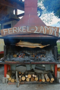 nationalgericht spanferkel