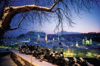 SAlzbur im Advent bei Nacht Salzburg