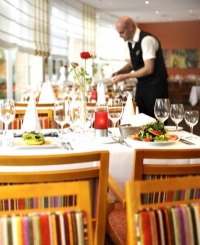  RAMADA Hotel Hürth Köln 