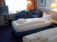  Ramada Hotel Frankfurt Airport West